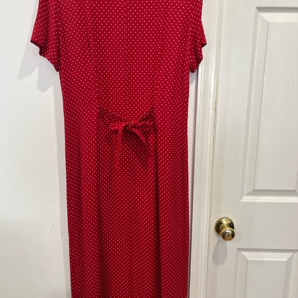 Jessica Howard red dress size 10P
F-17 - Picture 6 of 7
